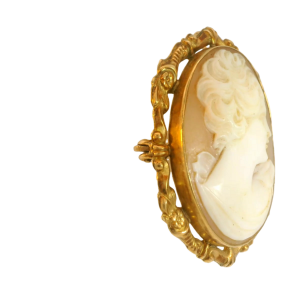 10k Fancy Frame Vintage Cameo
