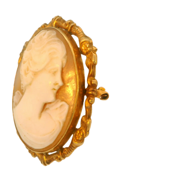 10k Fancy Frame Vintage Cameo